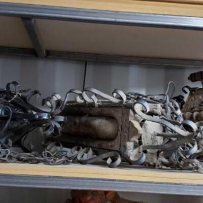 
#5190 â€¢ 3 Light Fixtures