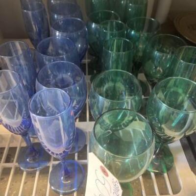 
#5042 â€¢ Wine and Champagne Glasses