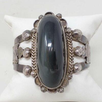 #925 â€¢ Native American Onyx Sterling Silver Cuff