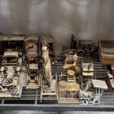 
#5080 â€¢ Antique Model Cars, Planes, Ships, and More