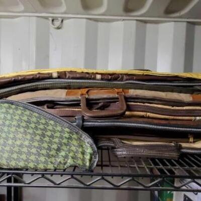 #5096 â€¢ 13 Soft Rifle Cases, 2 Soft Handgun Cases