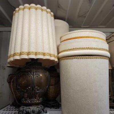 #4524 â€¢ 2 Lamps and 4 Lamp Shades
