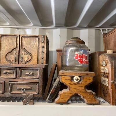 
#5044 â€¢ Wooden Boxes and Candy Dispensers