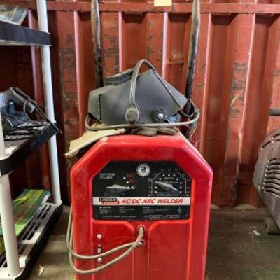 
#6558 â€¢ Lincoln Arc Welder