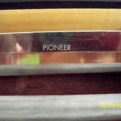 Makers label