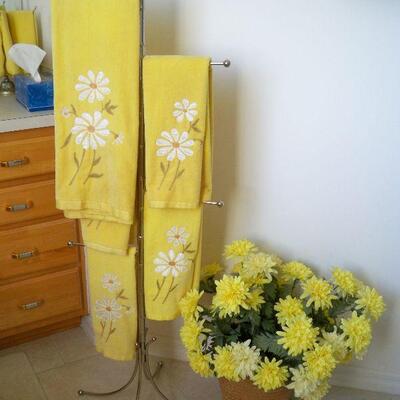 Vintage Linens