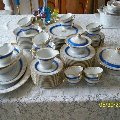 Vintage 90pcs. Regal China Dinnerware
