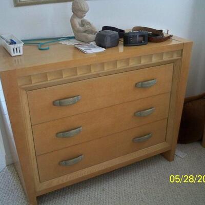 *BIN - Hickory White Furniture Co. 3 Drawer Dresser