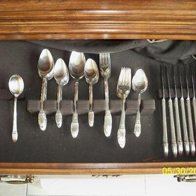 Vintage 53pcs. 1847 Rogers Bros. IS Silver Plate "First Love" Flatware with Box