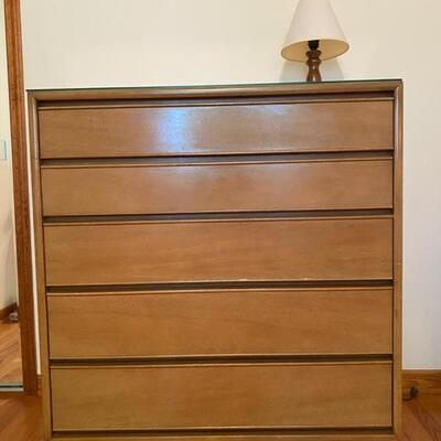 Kroehler 5-Drawer Chest - $80 - 43"H x 40"W x 19"D