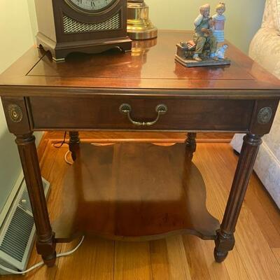 Lane Furniture Side Table - $65 - 23"H x 24"W x 24"D