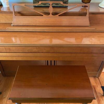 Wurlitzer Spinet Piano w/Bench - $140 - 38"H x 55"W x 24"D