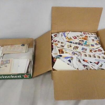 1276	LARGE LOT OF MISC. U.S. & WORLD WIDE POSTAGE STAMPS
