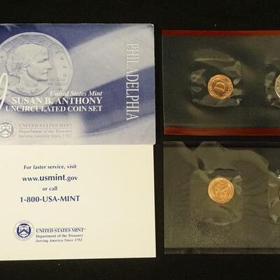 1255	1999 SUSAN B ANTHONY UNCIRCULATED COIN SET
