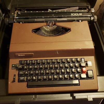 This is an old Sears type writer, and it works, with the case