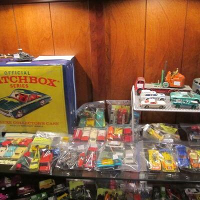 VINTAGE - Matchbox, Hotwheels, Dinky, Tootsie, Auburn, Days Gone By. The oldest dating from the 1960s-1970s   Don't miss this...