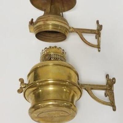 1098	BRASS RAILROAD CAR LAMP. PATENTED 1875 & 1876. HICKS & SMITH, NEW YORK. HAS NO CHIMENEY 
