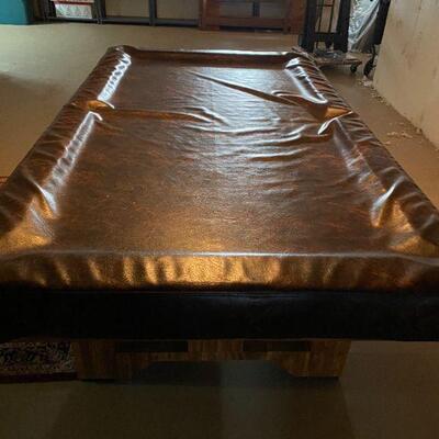 Pool table cover included