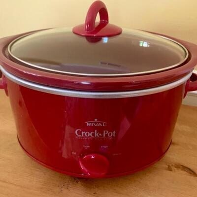 Honestly, this has never been used. I got two Crock Pots for gifts at the same time. I never got around to using either of them. For...