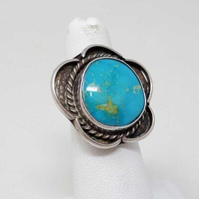 #1548 • Sterling Silver Ring With Turquoise Stone, 6.7g size 4.
