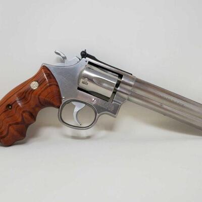 #506 â€¢ Smith&Wesson 617 .22lr Revolver - CA OK - NO CA SHIPPING. California Transfer Available. CA transfer can only be done at the Bid...