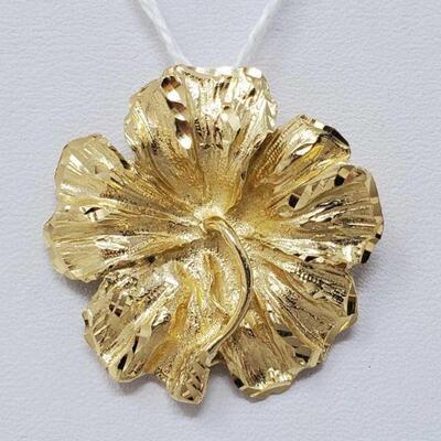 #1172 â€¢ 14k Gold Flower Pendant, 8.2g