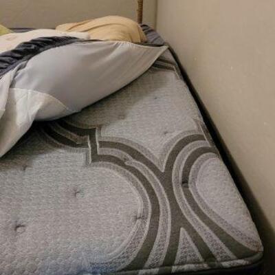 Twin bed  mattress detail