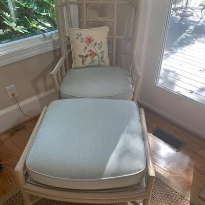 This is a decorative bamboo chair with matching ottoman. It comes with a throw pillow with a humming bird theme. The chair is in great...