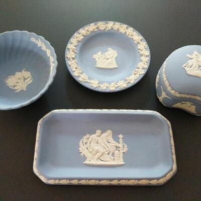 This is a set of 4 Blue Wedgwood pieces that appear to be in excellent condition. The rectangular dish measures 6