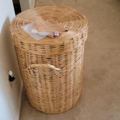 Woven Basket laundry hamper
