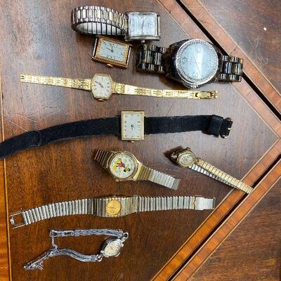 https://www.ebay.com/itm/114855430505	TM9435 Watch Lot, Lorus mickey mouse, Anne Klien, Timexâ€¦.. (Untested)		Buy-It-Now	 $19.99 
