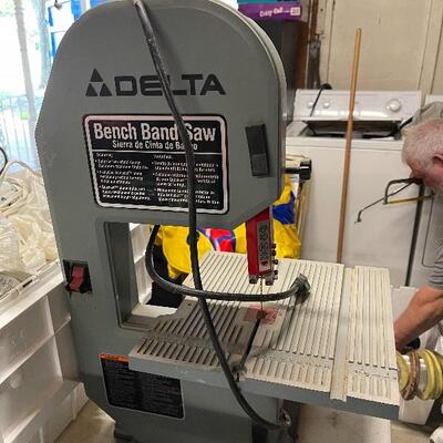 delta bench band saw