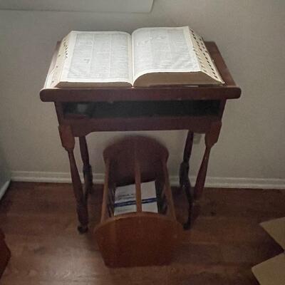 bible/book stand