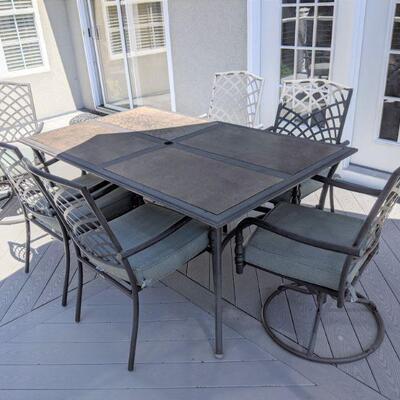 Hampton Bay large outdoor dining table and 6 chairs 