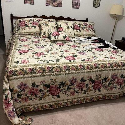 king bed with memory foam mattress
