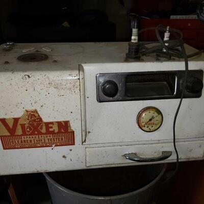 #1478 â€¢ Vintage Vixen Spark Plug Cleaner And Tester
