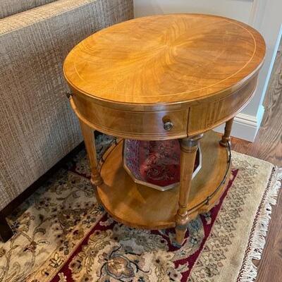$200 - End table - 22