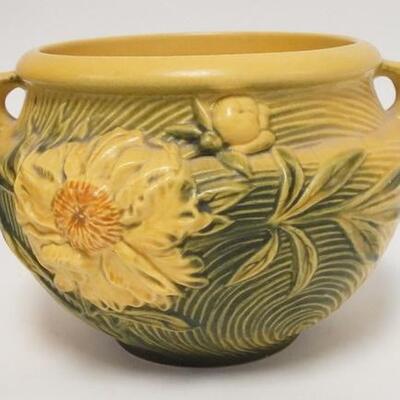 1033	ROSEVILLE YELLOW PEONY POT, 6 1/4 IN HIGH
