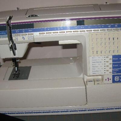 Viking Designer 1,  HUSQVARNA sewing machine MODEL 790c   BUY IT NOW $ 325.00