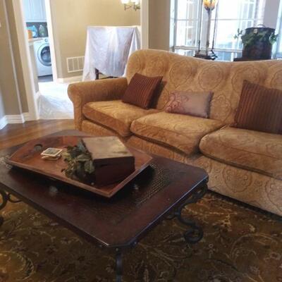 Living room custom made sofa and loveseat. Coppell home appt. Arrangement. $400 both.