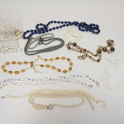 1342	LOT OF NECKLACES, SOME AS IS
