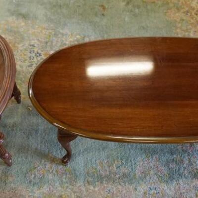 1325	2 PIECE FURNITURE LOT, WALNUT OVAL QUEEN ANNE STYLE COFFEE TABLE & CARVED GLASS TRAY TOP TABLE, GLASS IS CRACKED
