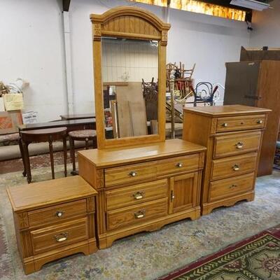 1315	3 PIECES OAK STANLEY BEDROOM FURNITURE, 2 DRAWER STAND, HIGH & LOW CHEST W/MIRROR
