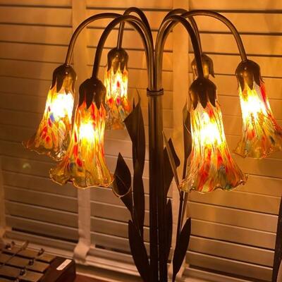 Tiffany Tulip Lamp