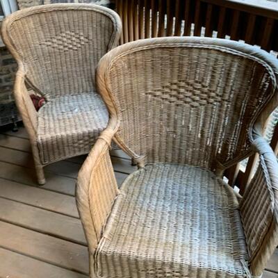 vintage wicker chairs
