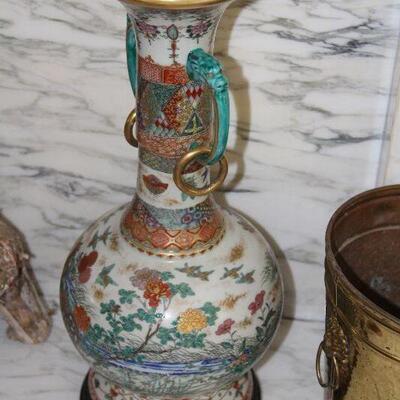 Vintage Chinese vase