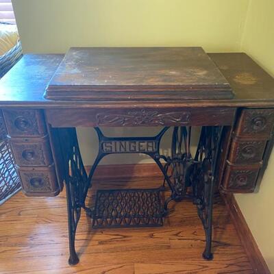 Antique Singer Sewing Machine & Cabinet - 31"H x 37"W x 17.5"D - $280