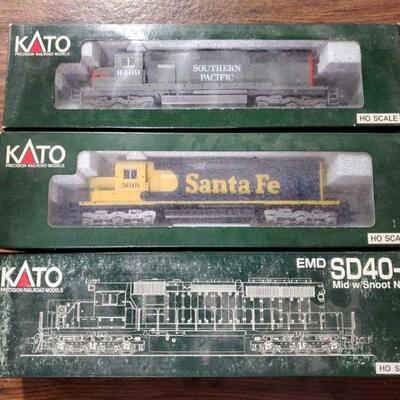 #1018 • 3 Kato HO Scale Locomotives
