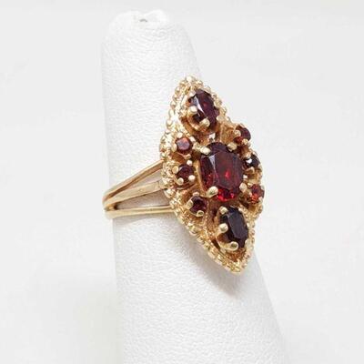 #500 • 14k Gold Ring, weighs approx 4.6g approx size 5
