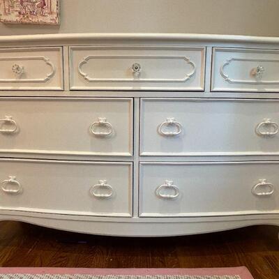 Country Willow Antique Linen White 7 Drawer Dresser (35